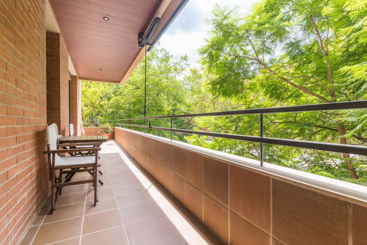 Apartment Guell Barcelona Luaran gambar
