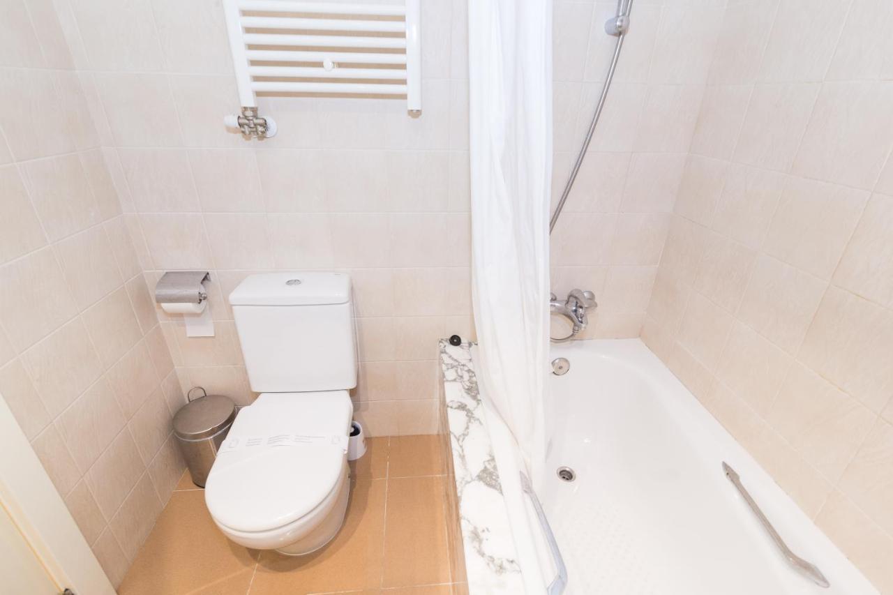 Apartment Guell Barcelona Luaran gambar