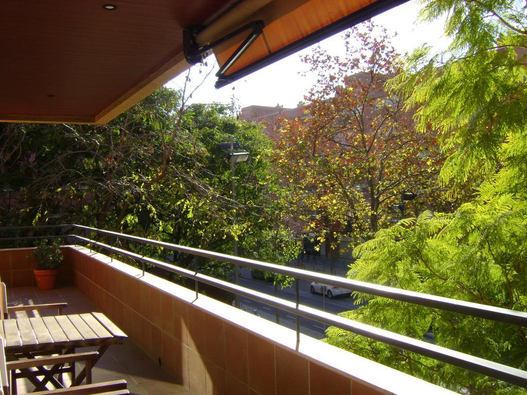Apartment Guell Barcelona Luaran gambar
